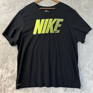 Nike Swoosh Neon Yellow Logo Size 3XL Men's Cotton Short Sleeve Black TShirt